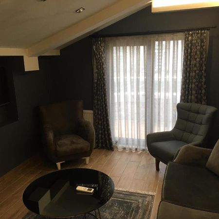 Hola Suites Hotel Istanbul Ngoại thất bức ảnh